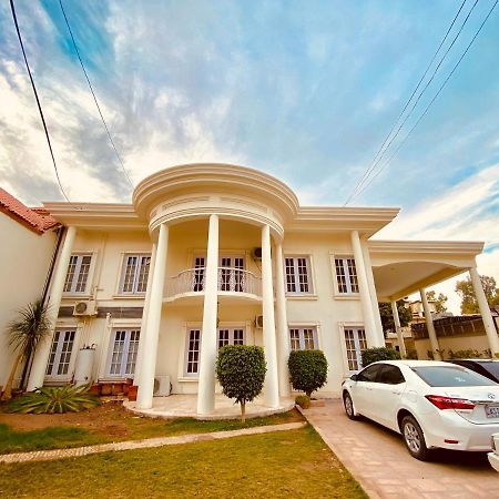 Shelton'S Rezidor House Hotel Peshawar Eksteriør billede