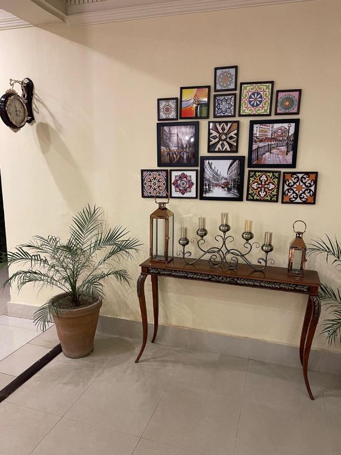 Shelton'S Rezidor House Hotel Peshawar Eksteriør billede
